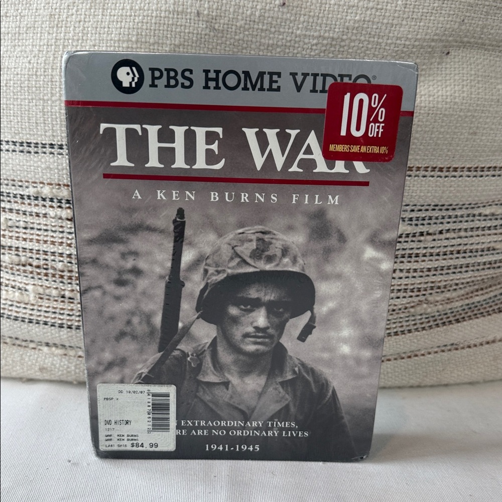 NWT Ken Burns' The War DVD - Black and Gray Edition. 1941-1945